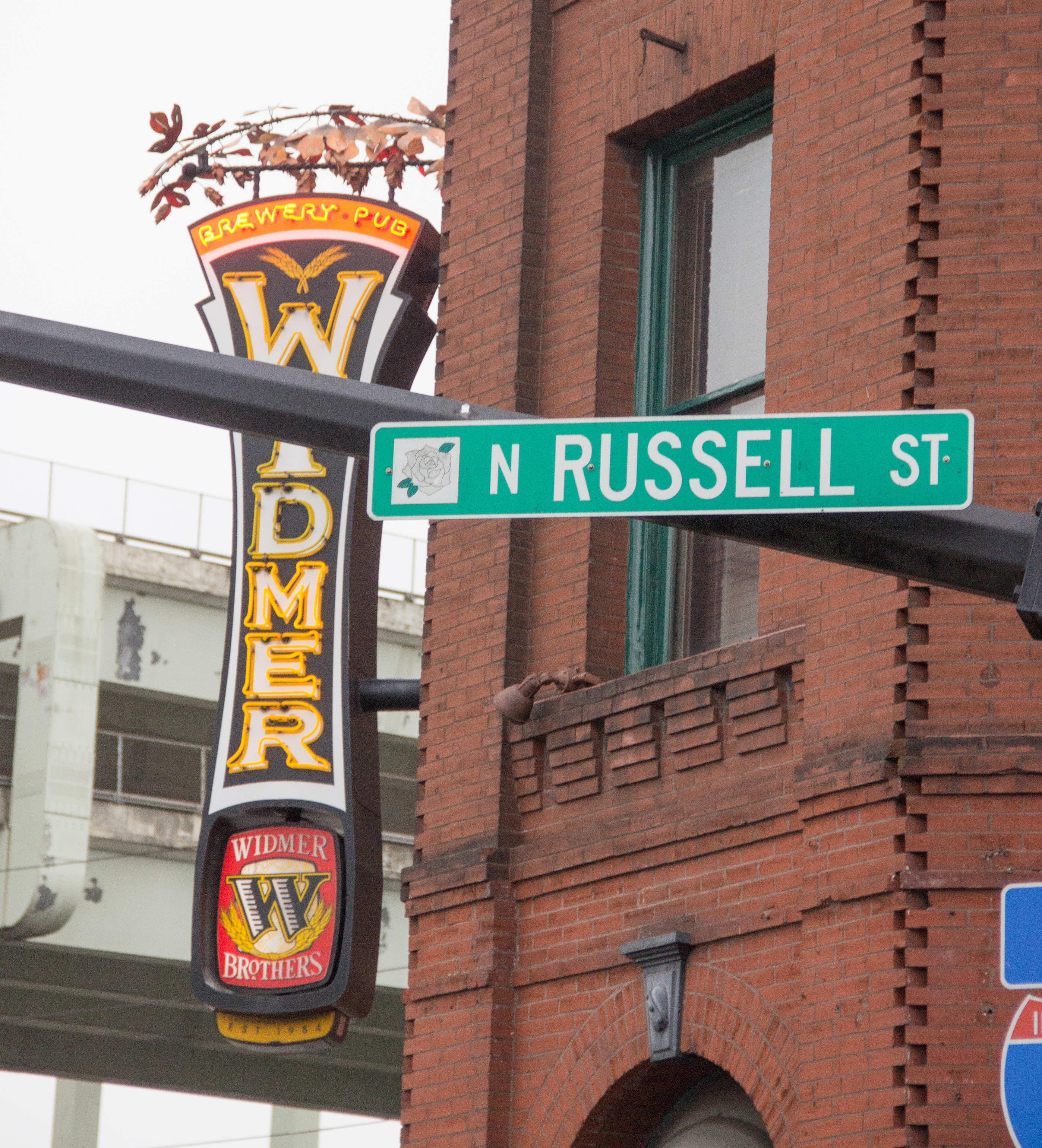 Drink Beer Eat Deep Dish Pizza Make a Difference Chicagoland Pizza Widmer Brothers Brewing Steven Shomler