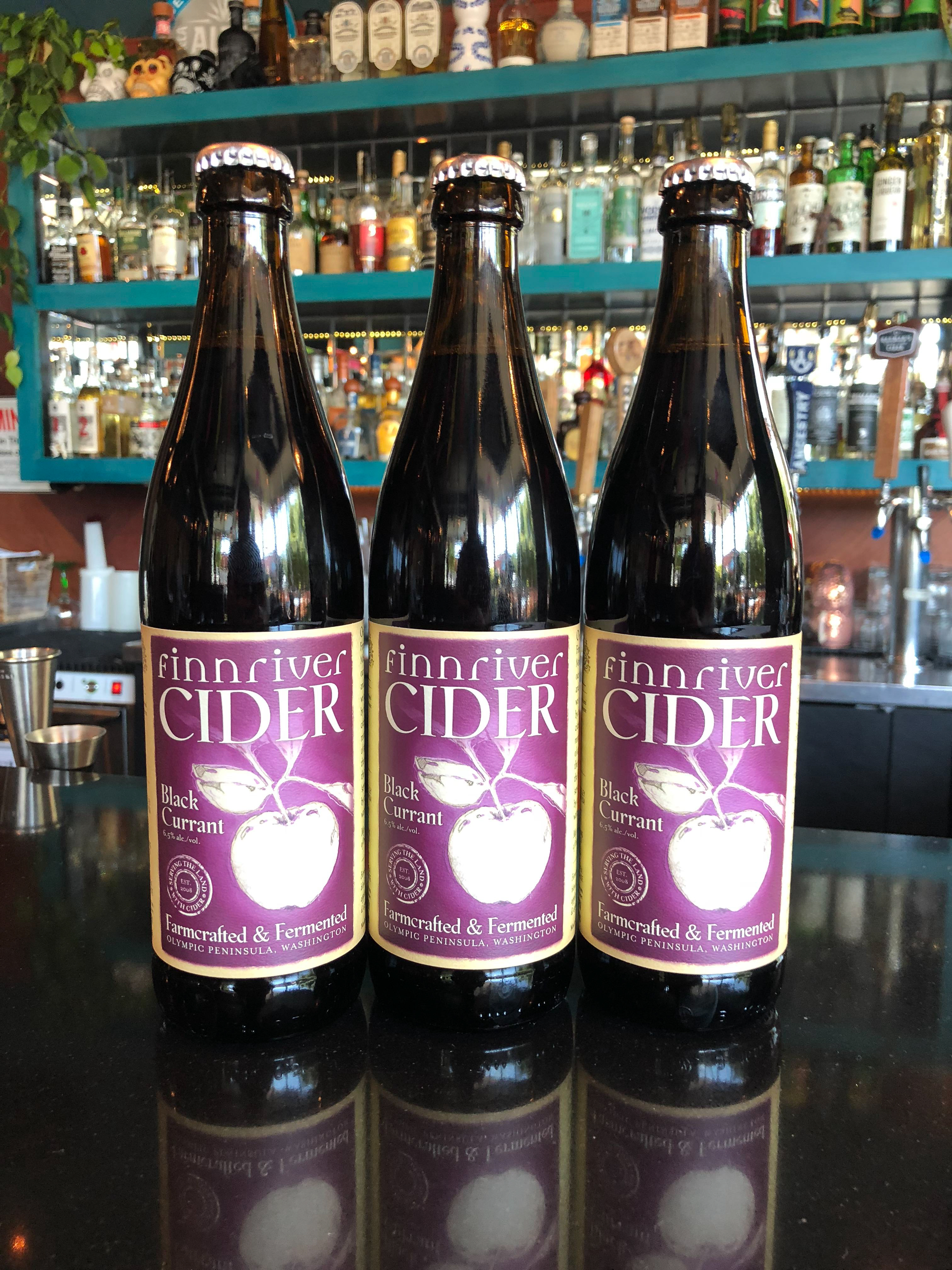 Oregon Cider Week: Black Currant Cider Cocktail Night Verde Cocina on Mississippi hosted by Steven Shomler