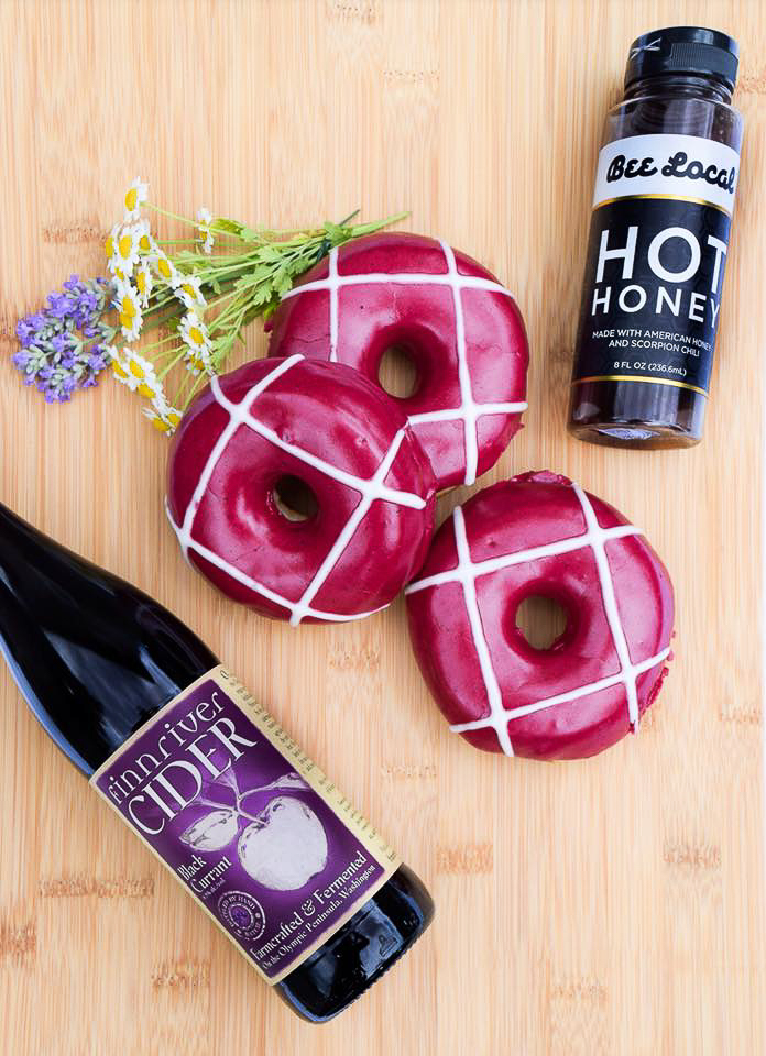 Oregon Cider Week: Black Currant Cider Cocktail Night Verde Cocina on Mississippi hosted by Steven Shomler