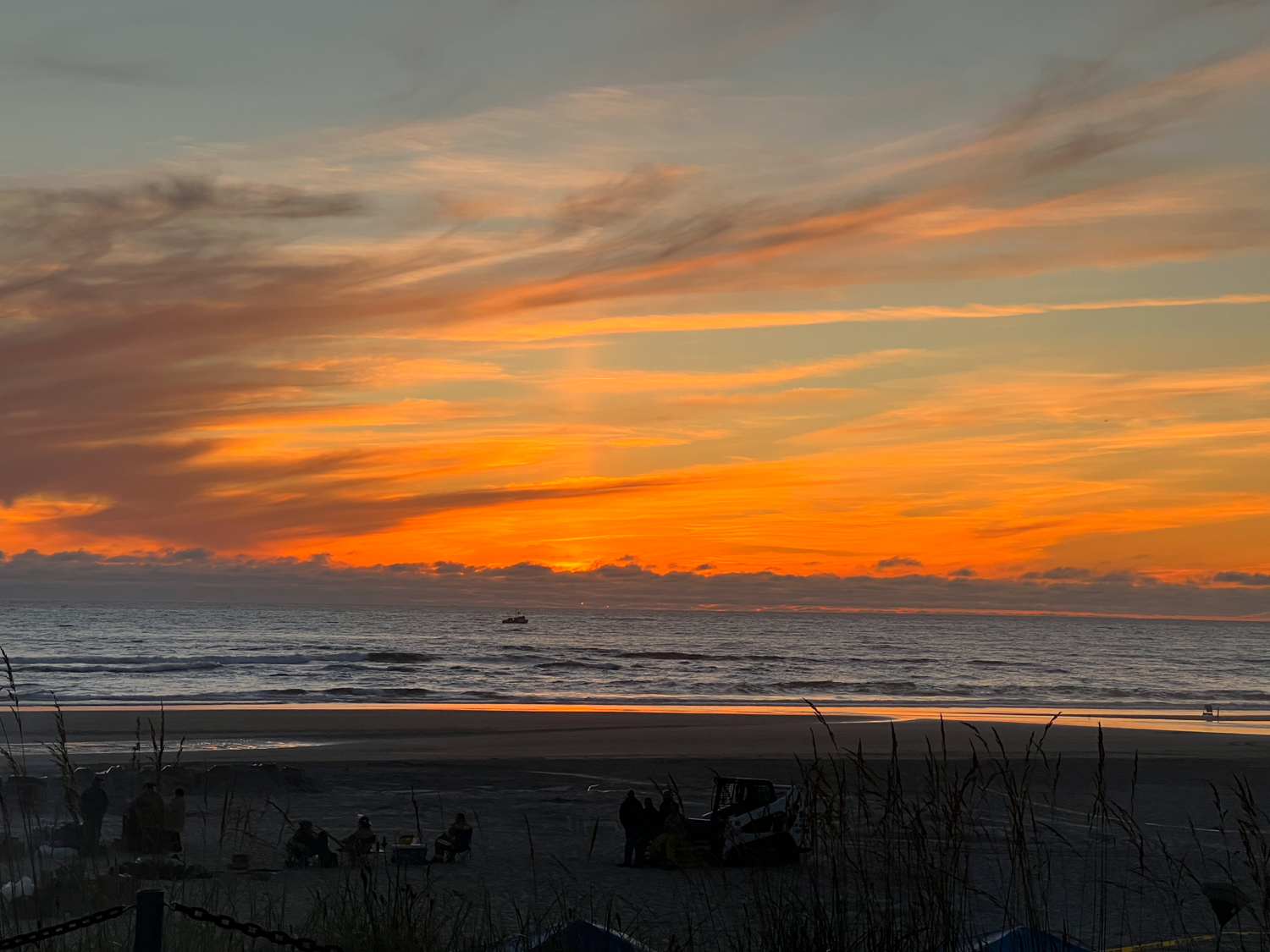 4th of July 2022 Fireworks at the Sand Dollar Rockaway Beach, Oregon on the Oregon Coast